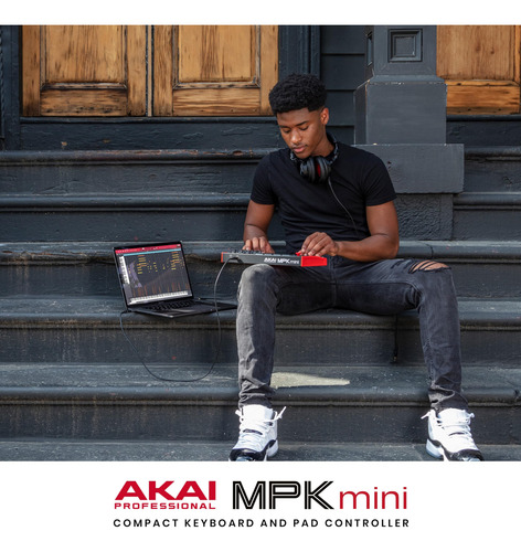 Controlador De Teclado Usb Midi Akai Professional Mpk Mini M