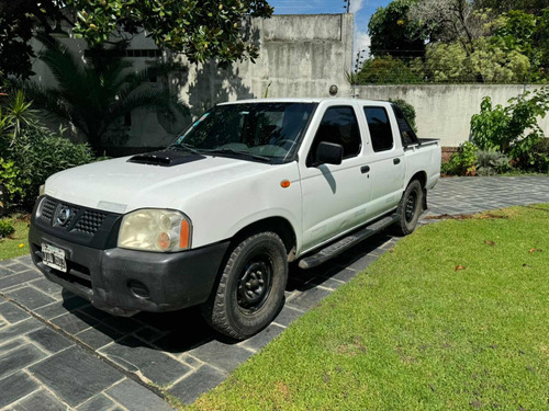 Nissan NP300 2.5 Cabina Doble 133cv 4x2