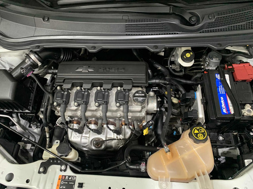 Imagen 11 de 11 de Chevrolet Onix 2018 1.4 Ltz 98cv