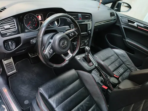 Volkswagen Golf GTI 2.0 T Piel At