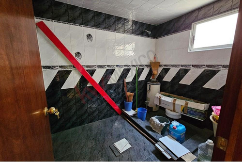 Casa En Venta Con Terreno Extenso Listo Para Expandirse A Tu Gusto.