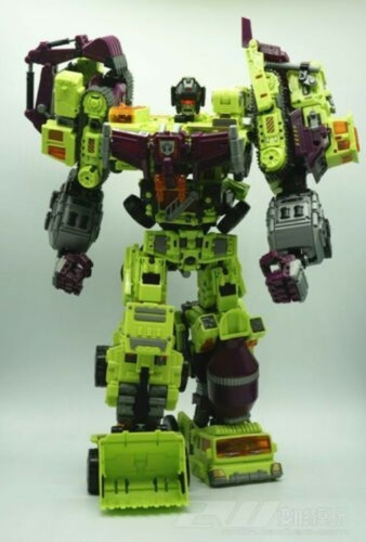 Imagen 5 de 5 de Transformers Devastator 45cm