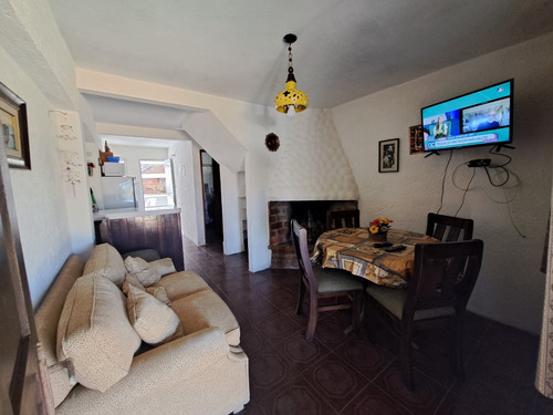 Inmobiliaria Costa Azul Vende Dos Casas Y Dos Apartamentos A Una Cuadra De La Playa Antoniopolis, Rocha.