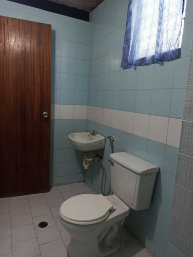 Imagen 6 de 15 de Casa Venta Urb. Araguaney Palo Negro. Libertador