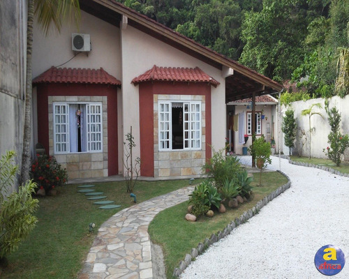 Imagem 4 de 20 de Imóvel Comercial, Casa Com 3 Quartos Sendo 1 Suíte, Com Salas Comerciais No Centro Em Guaratuba/pr - Imobiliária África - So00175 - 69934501