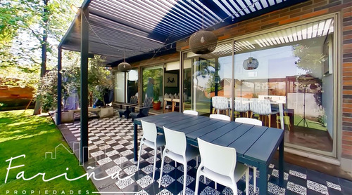 Casa En Venta De 4 Dorm. En Peñalolén