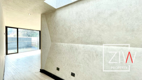 Nueva En Condominio La Dehesa 6d 8b 4est - Ziw Property
