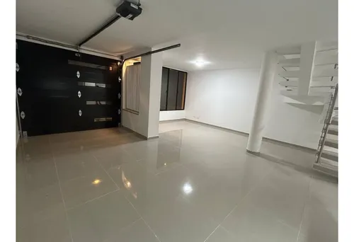 Venta Casa De 170mts2 Ciudad 2000, Cali Valle Del Cauca 13467-1