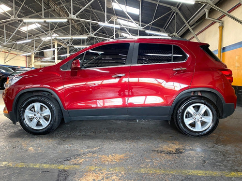 Imagen 8 de 24 de Chevrolet Tracker Premier Fwd 2018