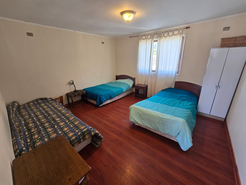 Gran Casa En Las Rocas Tradicional 7d/6b