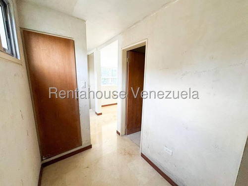 Apartamento En Venta En Los Naranjos De Las Mercedes Caracas