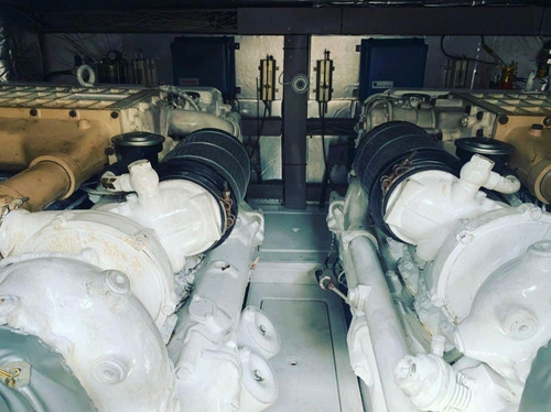 Imagem 7 de 15 de Intermarine 60 - 2003 - 2x Man 800 Hp - Ñ Azimut Schaefer