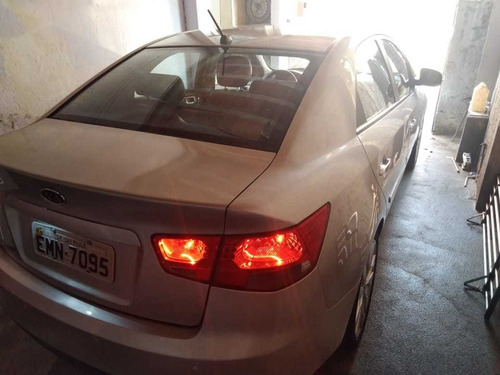 Imagem 7 de 9 de Kia Cerato 2010 1.6 Sx Aut. 4p