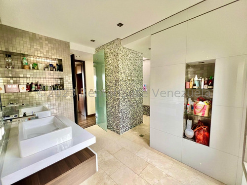 Penthouse De Lujo Y Exclusividad Con Vistas Panorámicas Lomas Del Sol, Caracas. Mo 24-3087
