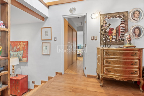 Casa En Venta De 5 Dorm. En Lo Barnechea