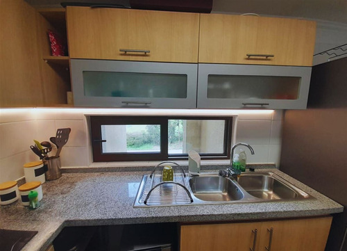 Departamento En Venta De 4 Dorm. En Papudo