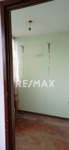 Imagen 3 de 14 de Apartamento En Venta Edif Apure - Carrizal