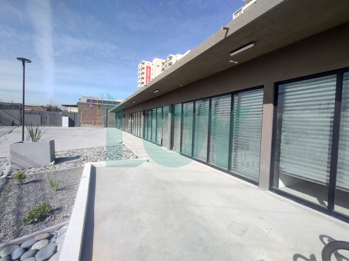 Arriendo Local Comercial De 80 M2 En Av Principal San Miguel