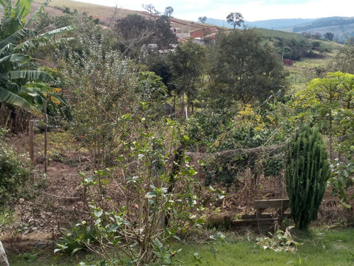 Casa Com 3 Quarto Sendo Uma Suíte Sala Grande E Ampla Cnasce