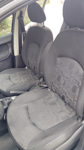Peugeot 207 1.4 Xr Flex 5p