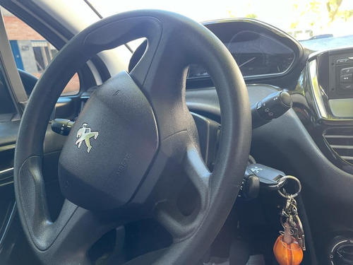 Peugeot 208 2016 1.0 Access 5p