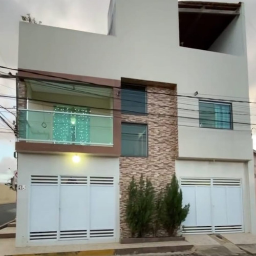Casa Com 4 Quartos (1 Suíte)