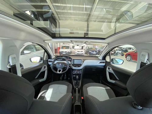 Peugeot 208 1.6 Allure Touchscreen 2014 Pointcars