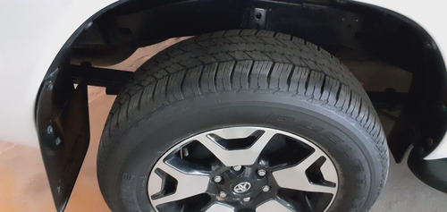 Imagen 18 de 18 de Toyota Hilux Srx At 4x4 2020 Con Solo 27000km Tamola