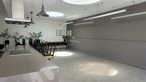 Departamento En Venta De 5 Dorm. En Las Condes