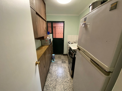Perfecta Para Remodelación Calle Montenegro