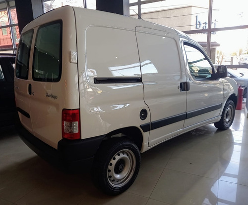 Imagen 7 de 15 de Citroën Berlingo 1.6 Vti 115 Business