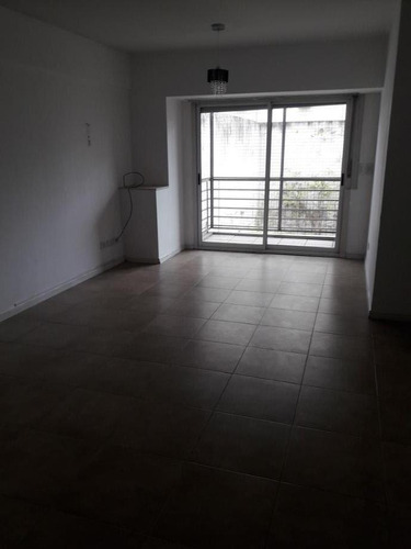 Imagen 4 de 14 de Departamento En Venta En Moron Sur