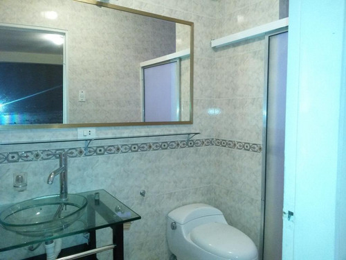 Imagen 11 de 14 de Apartamento En Alquiler En Maracaibo Cerca De Universidad