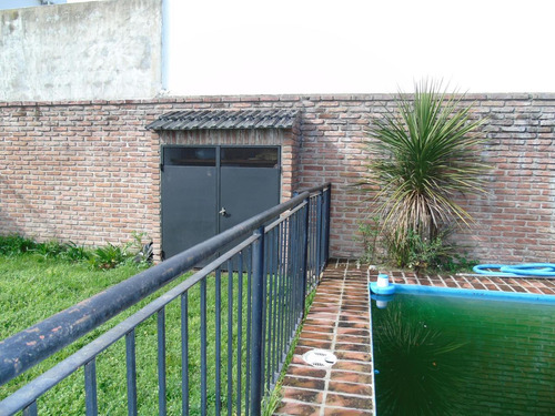 Imagen 30 de 30 de Casa En La Plata Calle 4 E/32 Y 33 Dacal Bienes Raices