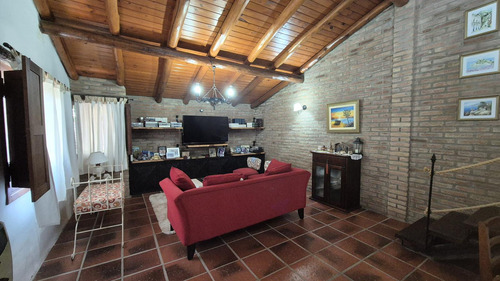 Hermosa Propiedad - Cercana Al Arroyo