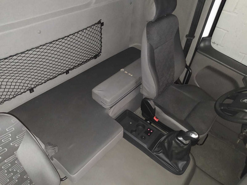 Imagem 8 de 9 de Volkswagen 19-420 E Constellation 2p (diesel)(e5) 2018/2019