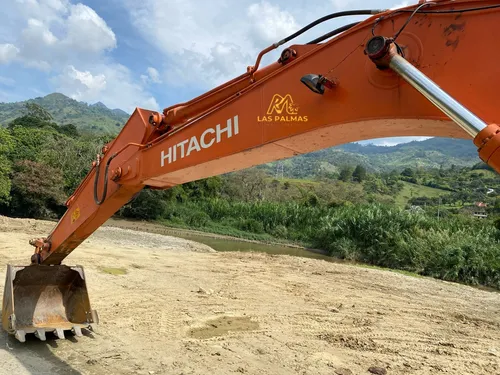 Excavadora Hitachi 200 Zx-3 Modelo 2020