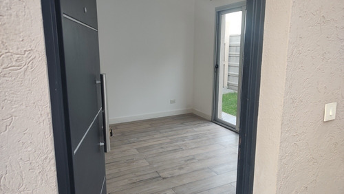 Imagen 11 de 14 de Alquiler Dos Ambientes En Complejo Green Village