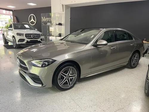 C350 Hibrido Enchufable No Tiene Pico Y Placa