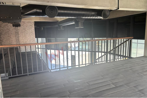 Local Comercial Renta En Torre Azenzo
