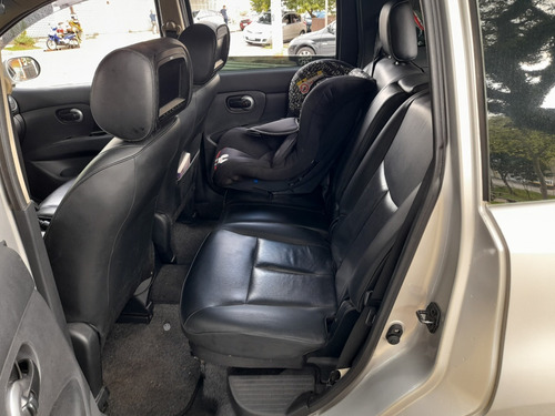 Imagem 4 de 15 de Nissan Grand Livina 1.8 Aut. 2014 7 Lug. Excelente Estado