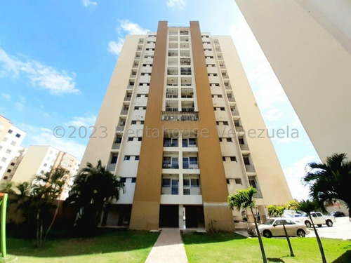 Vendo Lindo Y Comodo Apartamento Sector Centro Oeste De Barquisimeto