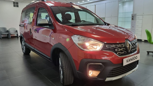 Imagen 3 de 25 de Renault Kangoo Stepway Full Full 1.6 0km 2023 Stoc (LG)