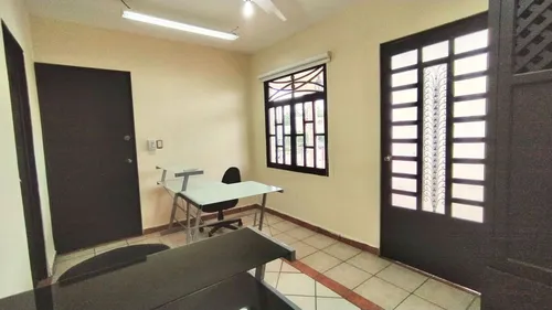 Espectacular Casa En Itzimna Ideal Oficinas O Vivienda (fvc-1463)