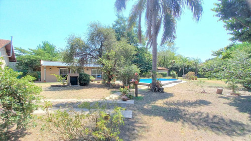 Venta Quinta 3 Ambientes La Reja Piscina Jardin