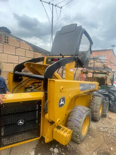 Minicargador