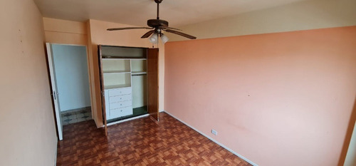 Imagen 8 de 12 de Departamento En Venta En Avellaneda Este