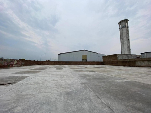 Imagen 11 de 14 de Excelente Galpón De 2400m2, Zona Industrial Neta. La Tablada