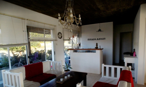 Hermosa Posada Con Vista Al Mar Y Piscina En La Barra!- Ref: 2587
