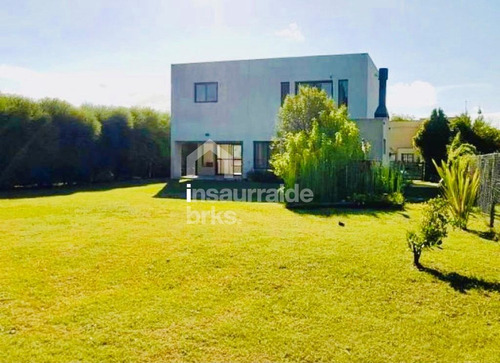 Casa  En Venta En San Agustín, Villanueva, Tigre